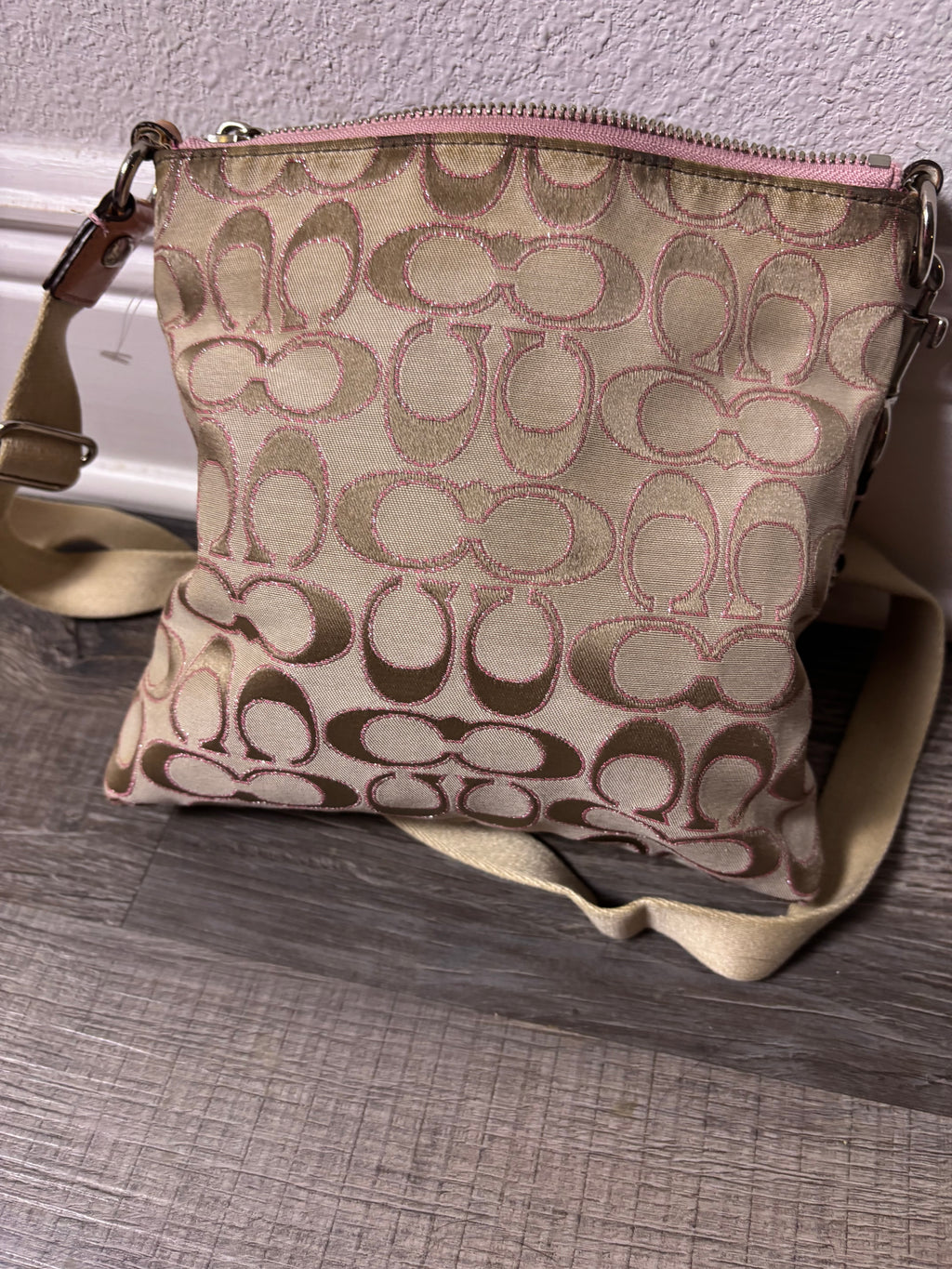 Coach Poppy Glam Signature Jacquard Pink Crossbody Bag Y2k