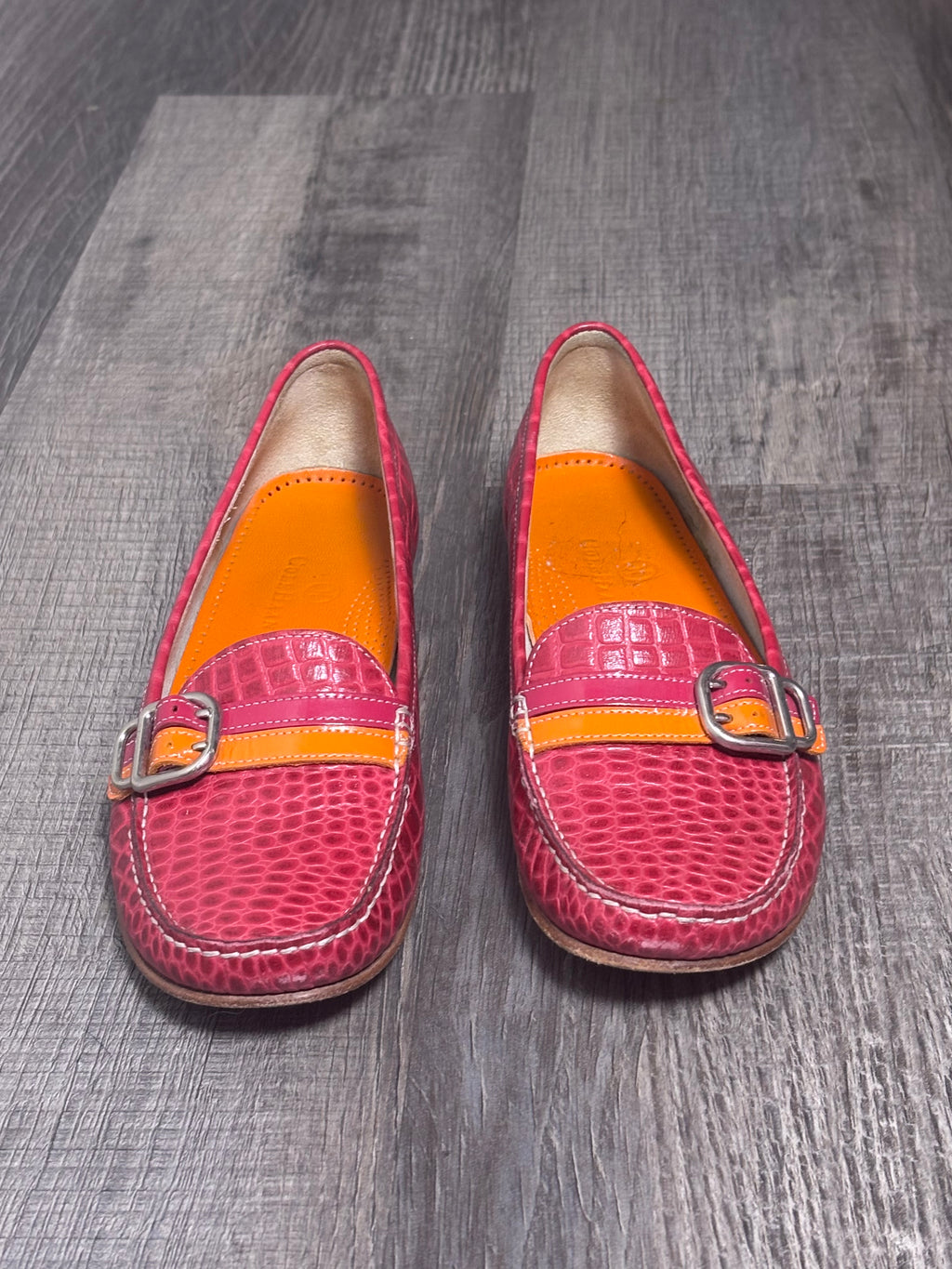 Cole Haan 7.5B Pink Croc Embossed Leather Buckle Loafers EUC orange genuine slip